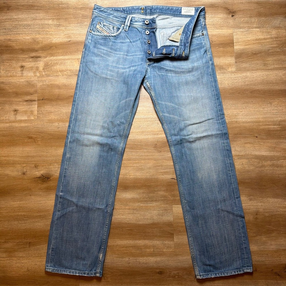 Diesel Larkee Jeans Mens 34x32 Blue Light Wash Straight Leg Button Fly 008AT Y2K